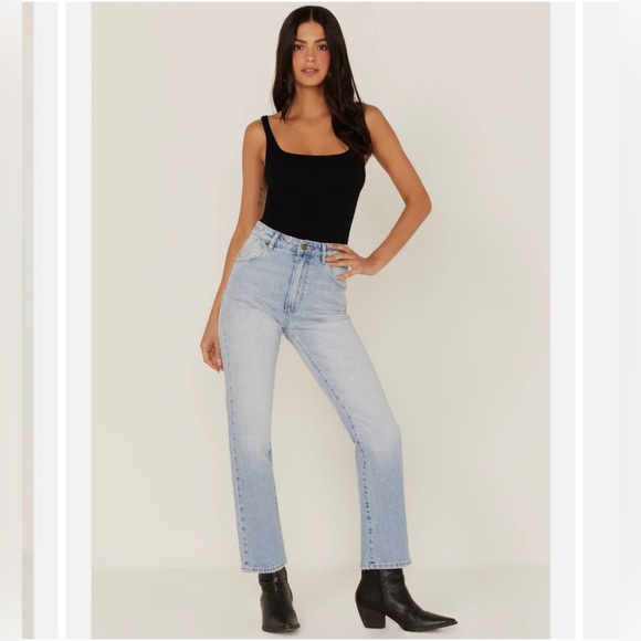 ROLLA'S Denim - NWOT Rolla’s Original Straight Jeans in Faded Vintage 13496 Size 25